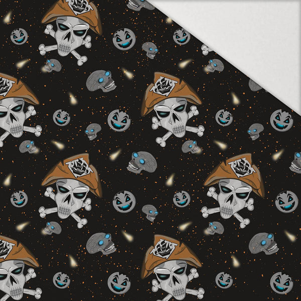 PIRATE SKULLS / BLACK (SCARY HALLOWEEN) - Hydrofobní česaná teplákovina